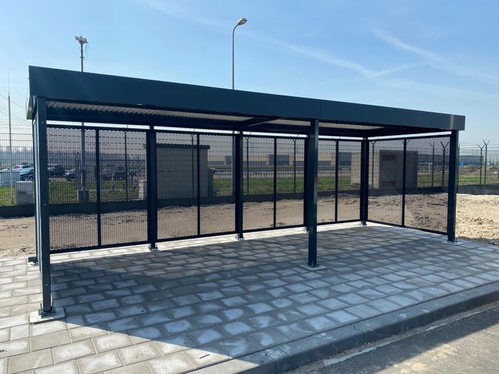 Semi-open canopy