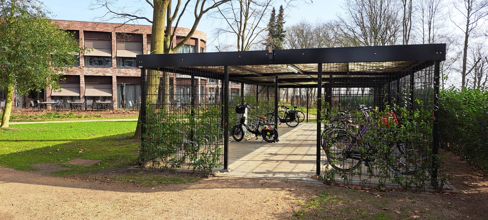 Halfopen fietsoverkapping Warnsveld - VConsyst
